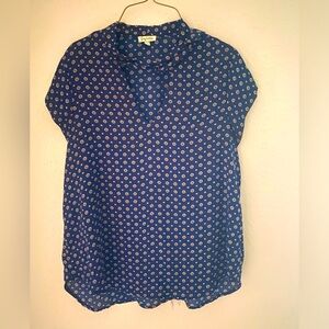 Lily Rose blue V neck Top Sz Large